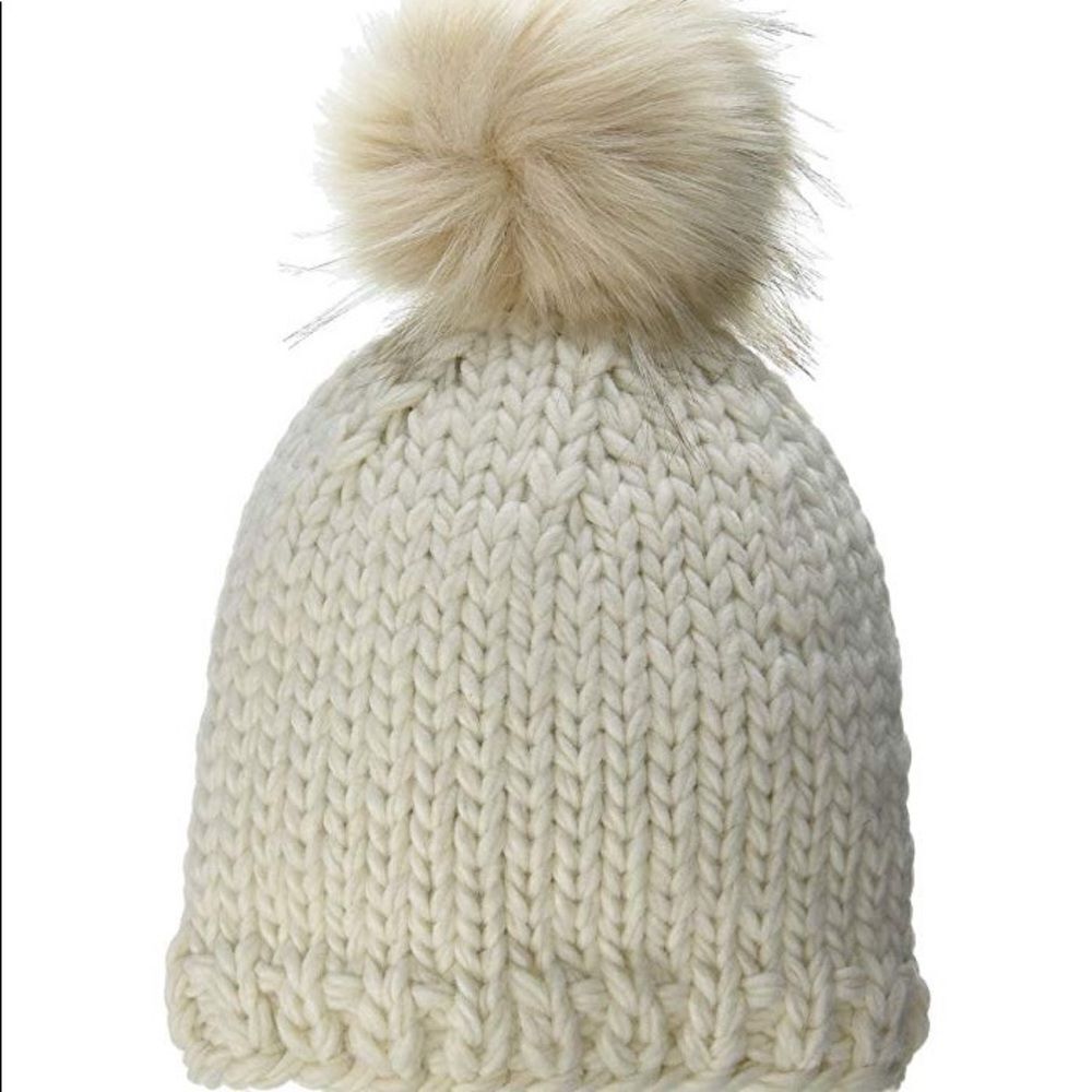 Echo Chunky Knit Beanie